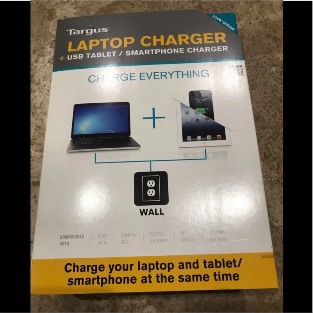 Targus Universal 90W Power Adapter